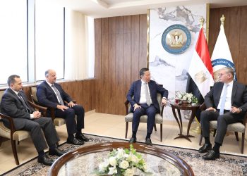 وزير البترول والثروة المعدنية يلتقي نائب رئيس شركة بريتش بتروليوم “بي بي” للغاز والطاقة منخفضة الكربون ▪︎اللقاء تناول بحث مستجدات أعمال “بي بي” في مصر وخططها الاستثمارية في مجالات استكشاف وتنمية وإنتاج الغاز الطبيعي