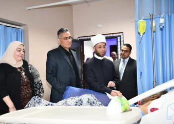 وزير الأوقاف يتفقد مستشفى الدعاة ويشيد بتطويرها ويوجه بضم أحدث الأجهزة واستقطاب الكفاءات الطبية التي تقدم خدمة أبناء الوزراء وكافة أبناء الوطن على أكمل وجه