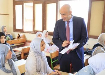 وزير التربية والتعليم يواصل جولاته التفقدية المفاجئة بزيارة مدارس محافظة المنوفية