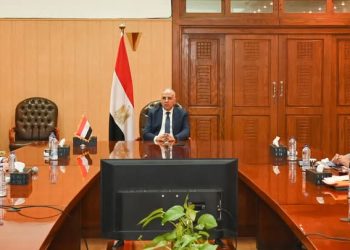 وزير الري يبحث مقترح لتنفيذ “مشروع رقمنة المساقي الخصوصية” بالتنسيق مع وزارة الزراعة