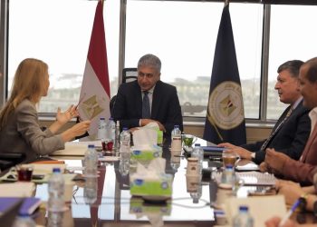 وزير السياحة والآثار ومدير مكتب اليونسكو الإقليمي بالقاهرة يبحثان سبل تعزيز التعاون في مجال حماية وصون التراث الثقافي والمواقع الأثرية
