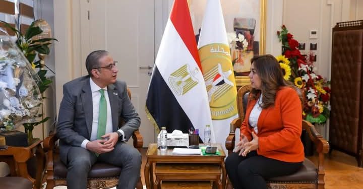 وزيرة التنمية المحلية تتابع مع محافظ الفيوم جهود تحسين الخدمات للمواطنين وتنفيذ المشروعات التنموية