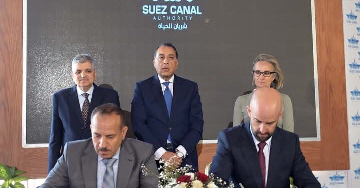رئيس الوزراء يشهد توقيع مذكرة تفاهم بين “شركة قناة السويس للاستزراع المائي” و “مجموعة “تيخيدور لازارو جروب” الأسبانية