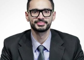 وزير الرياضة  يهنيء رئيس الاتحاد المصري للجودو بعد فوزه بمنصب نائب رئيس الاتحاد العربي للعبة