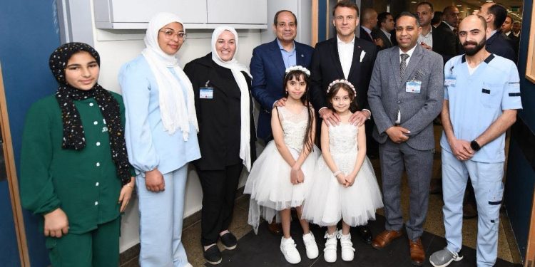 المتحدث العسكري يؤكد بعد زيارة الرئيس السيسي ونظيره الفرنسي مدينة العريش تضامن فرنسا مع الجهود المصرية الكبيرة