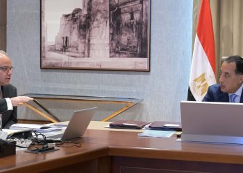 مدبولي يلتقي رئيس هيئة الرقابة المالية لاستعراض عدد من ملفات الهيئة