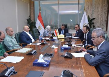 وزير التموين والتجارة الداخلية يلتقي بعدد من السادة أعضاء مجلسي النواب والشيوخ