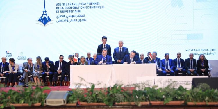 رئيس جامعة الإسكندرية يوقع خمس بروتوكولات تعاون مع جامعات فرنسية بحضور قيادات التعليم العالي في مصر وفرنسا