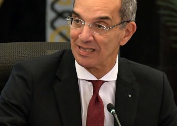 وزير الاتصالات يستعرض جوانب مبادرة ” الرواد الرقميون Digilians  “