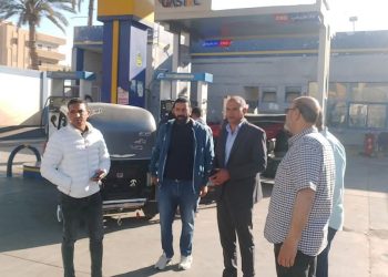 محافظ المنيا يؤكد انتظام العمل والالتزام بالتعريفة الجديدة بمواقف السيارات