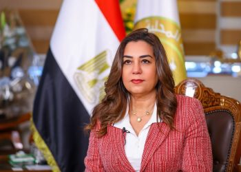 وزيرة التنمية المحلية تواصل متابعة تنفيذ تعريفة الركوب الجديدة لوسائل النقل بالمحافظات