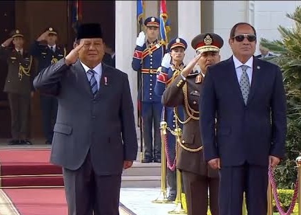 الرئيس السيسي يستقبل الرئيس الإندونيسي بقصر الاتحادية