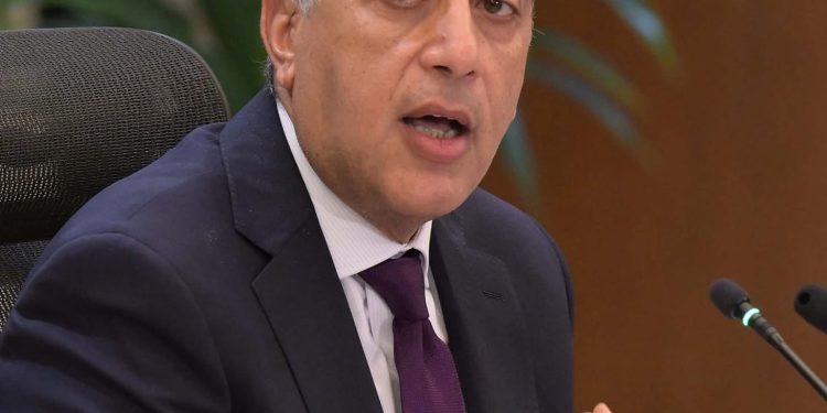 رئيس الوزراء يصدر قرارات إجازة رسمية للاحتفال بأعياد “شم النسيم” و”تحرير سيناء” و”العمال”