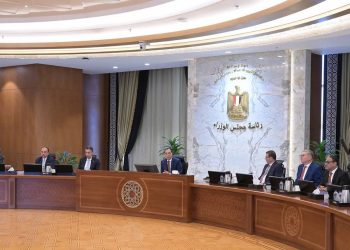 رئيس الوزراء يتابع موقف تطوير وتحديث منظومة تداول الأسمدة الزراعية