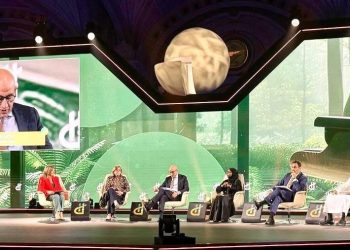 الوزير محمد عبد اللطيف يستعرض الرؤية المصرية لمواءمة التعليم مع سوق العمل