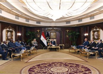 وزير الداخلية يستقبل المفتش العام للشرطة بجمهورية أوغندا