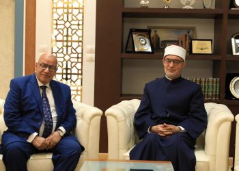 مفتي الجمهورية يستقبل المهندس مصطفى الشيمي رئيس شركة مياه الشرب بالقاهرة الكبرى