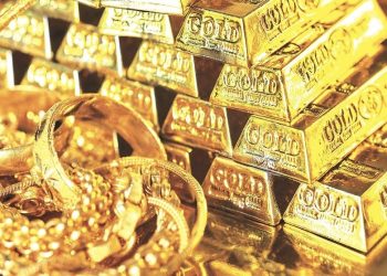 شعبة الذهب: خفض المركزي لسعر الفائدة يدفع المستهلكين لتوجيه جزء من مدخراتهم لشراء الذهب