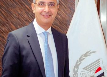 وزير التموين والتجارة الداخلية يقرر مد فترة صرف المنحة الإضافية للمستحقين على بطاقات التموين