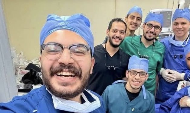 معجزة طبية في قلب مستشفى سيد جلال: إعادة يد مبتورة إلى الحياة بعد حادث مروع