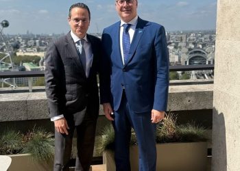 وزير البترول والثروة المعدنية بزيارة لمقر شركة شل العالمية بلندن