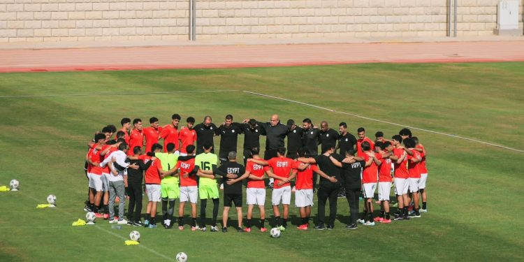 منتخب 20 سنة جاهز لجنوب أفريقيا.. نبيه يشرح نقاط القوة والضعف وتدريبات خاصة للحراس