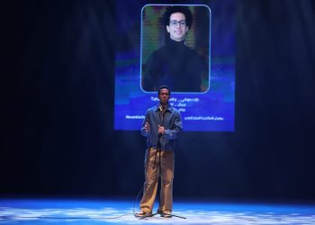 طه دسوقي يقدم تكريم أحمد مالك في حفل افتتاح مهرجان الإسكندرية للفيلم القصير