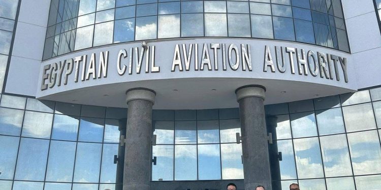 سلطة الطيران المدني تستقبل وفدًا رفيع المستوى من هيئة الطيران المدني الصيني