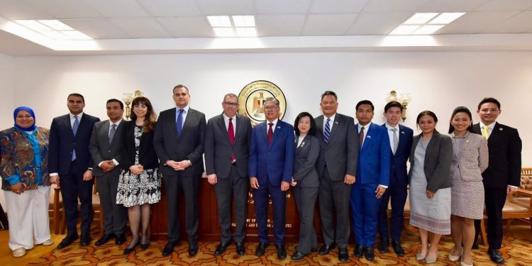 انعقاد جولة المشاورات السياسية السابعة بين مصر وتايلاند على مستوى مساعدي وزيري خارجية البلدين