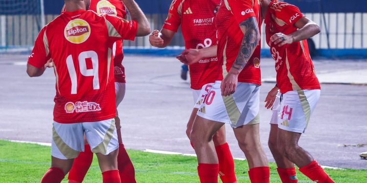 الأهلي يفوز على بتروجت بثلاثية مقابل هدفين