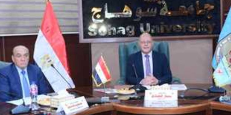 “جامعة سوهاج” تنشئ شركة لتسويق الأبحاث العلمية وتوافق على دبلومات ومجلات جديدة