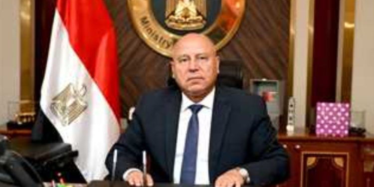 الصناعة” تطرح 332 مصنعًا صغيرًا جاهزًا في 10 محافظات بنظامي “الإيجار والتمليك”