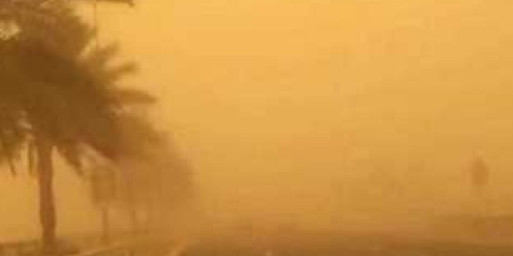 المواطنون يتساءلون “هي فين العاصفة” والأرصاد تطمئن: قادمة تدريجيًا وتؤثر على مناطق مختلفة