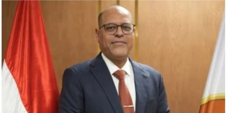 وزير العمل يعتمد 297 مليون جنيه منحة عيد العمال للعمالة غير المنتظمة