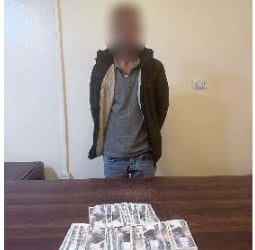 القاء القبض على المتهم بسرقة مبلغ مالي من شخص… داخل مسجد بالجيزة