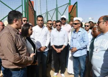 وزير الشباب والرياضة يفتتح الملعب الخماسي بمركز شباب حلايب ويوجه بتطوير المبني الإداري وإنشاء ملعب متعدد