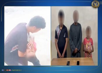 كشف وزارة الداخلية ملابسات تداول مقطع فيديو عبر مواقع التواصل الإجتماعى… يظهر خلاله أحد الأشخاص يقوم بأداء مشهد تمثيلى لخطف طفل  بزعم قتله على مقبرة آثرية “بسوهاج”  وضبط مرتكبى الواقعة 