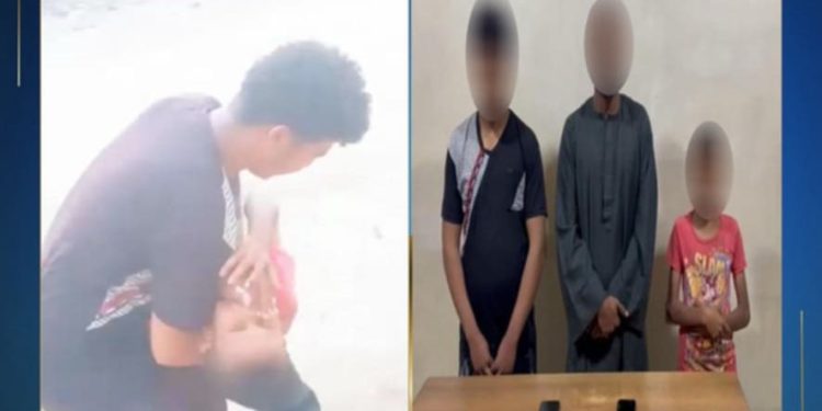 كشف وزارة الداخلية ملابسات تداول مقطع فيديو عبر مواقع التواصل الإجتماعى… يظهر خلاله أحد الأشخاص يقوم بأداء مشهد تمثيلى لخطف طفل  بزعم قتله على مقبرة آثرية “بسوهاج”  وضبط مرتكبى الواقعة 