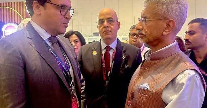 وزير الثقافة يلتقي وزيري الخارجية والإعلام الهنديين على هامش قمة الوسائط السمعية والبصرية والترفيهية “WAVES 2025”