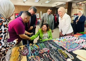 المشرف على “القومي للأشخاص ذوي الإعاقة” تزور كلية دار العلوم في جامعة القاهرة وتتفقد الخدمات المقدمة بها