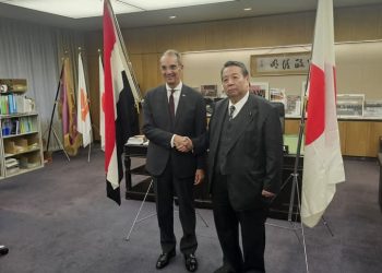 وزير الاتصالات وتكنولوجيا المعلومات يلتقى محافظ طوكيو لبحث التعاون فى مجالات بناء القدرات الرقمية ودعم ريادة الأعمال