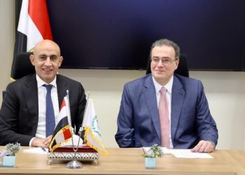 وزير التربية والتعليم يشيد بقرار رئيس الجهاز المركزي للتنظيم والإدارة بشأن الآلية الجديدة لنتيجة مسابقات وظائف المعلمين المساعدين