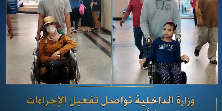 “الجوازات” تولي الحالات الإنسانية اهتمامًا خاصًا وتنهي إجراءاتهم… بسهولة ويسر