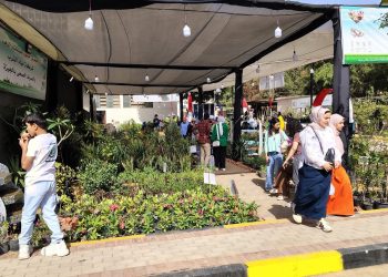 إقبال جماهيري كبير على معرض زهور الربيع بالمتحف الزراعي في أجازة عيد العمال