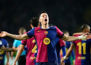 عودة ليفاندوفسكي لتدريبات برشلونة بعد تعافيه من الإصابة