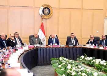 وزير الصناعة والنقل يترأس الاجتماع الثاني والعشرين  للمجموعة الوزارية للتنمية الصناعية