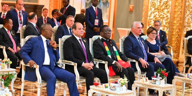 الرئيس السيسي يشارك في حفل عشاء أقامه بوتين تكريمًا للمشاركين في احتفال ذكرى النصر