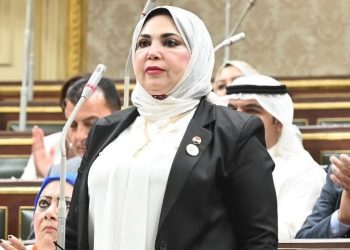 النائبة ميرفت عبد النعيم تؤدي اليمين الدستورية أمام “النواب” خلفا للراحلة رقية عبد العزيز