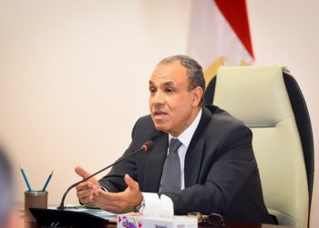 وزير الخارجية والهجرة يلتقي بقيادات وأعضاء السلك الدبلوماسي والقنصلي