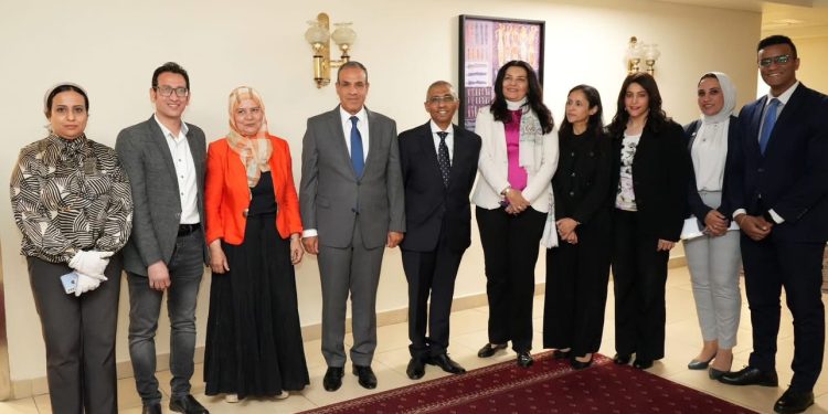 وزير الخارجية والهجرة يشارك في إجراءات لجنة تسلم الأثار المشكلة من وزارة الخارجية ووزارة السياحة والأثار